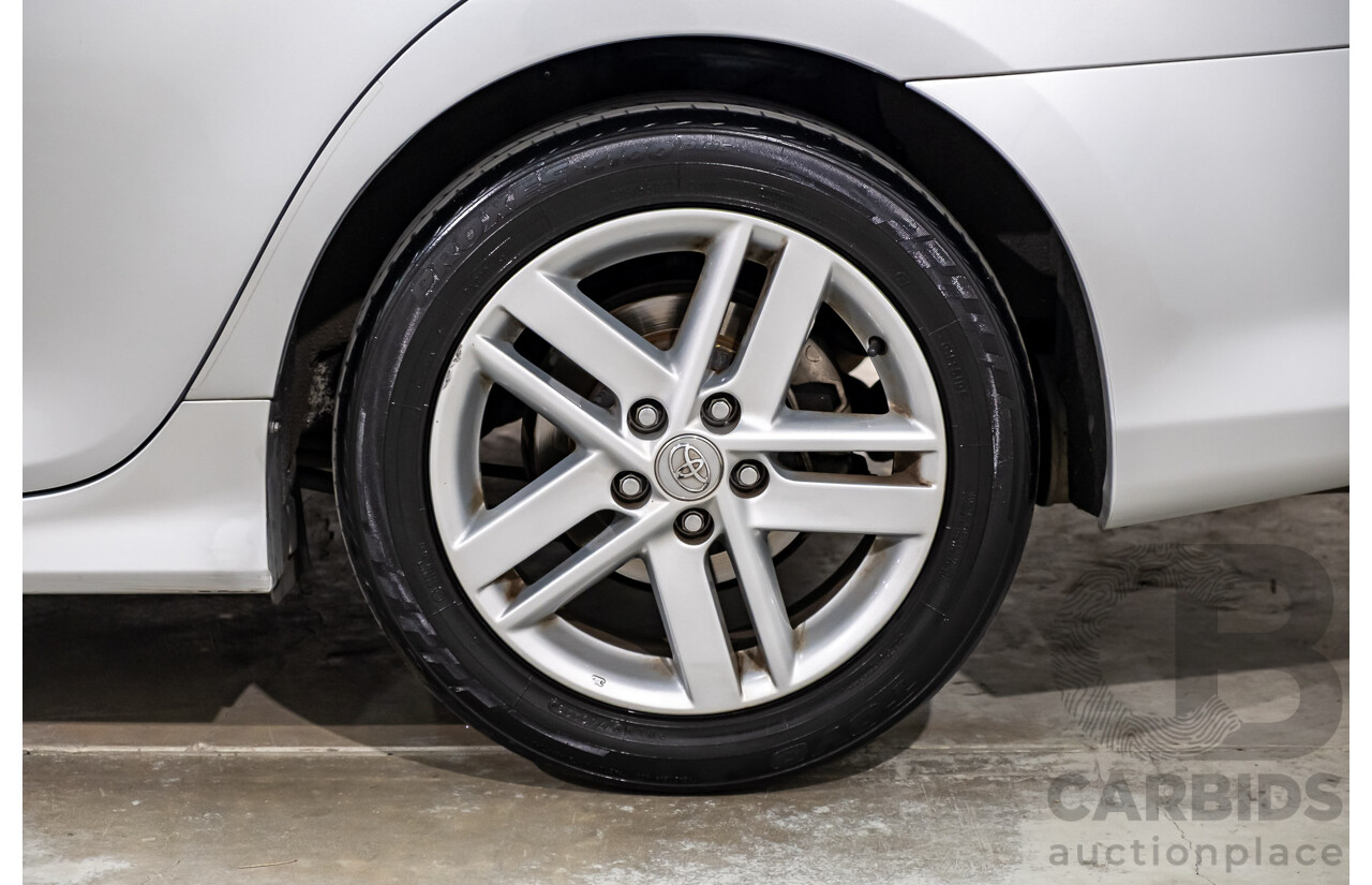 10/2013 Toyota Camry Atara R SE ASV50R 4d Sedan Premium Silver Metallic 2.5L