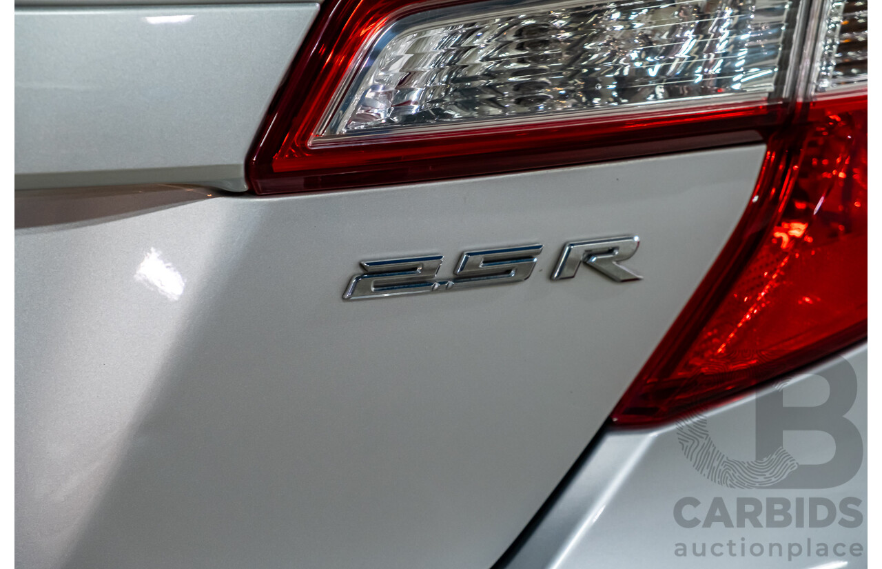 10/2013 Toyota Camry Atara R SE ASV50R 4d Sedan Premium Silver Metallic 2.5L