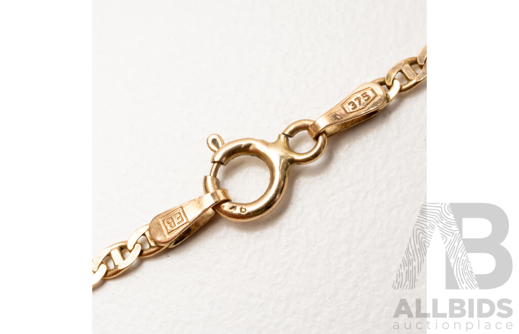 9ct Yellow Gold Chain & Pendant with Australian Opal. Length - 47cms