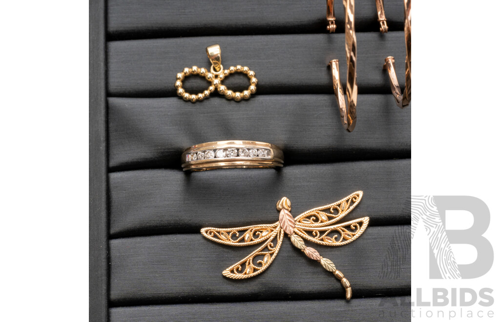 Collection of 10ct Gold Jewellery - Lot of 4