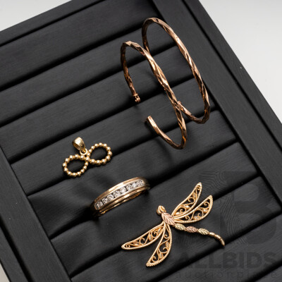 Collection of 10ct Gold Jewellery - Lot of 4