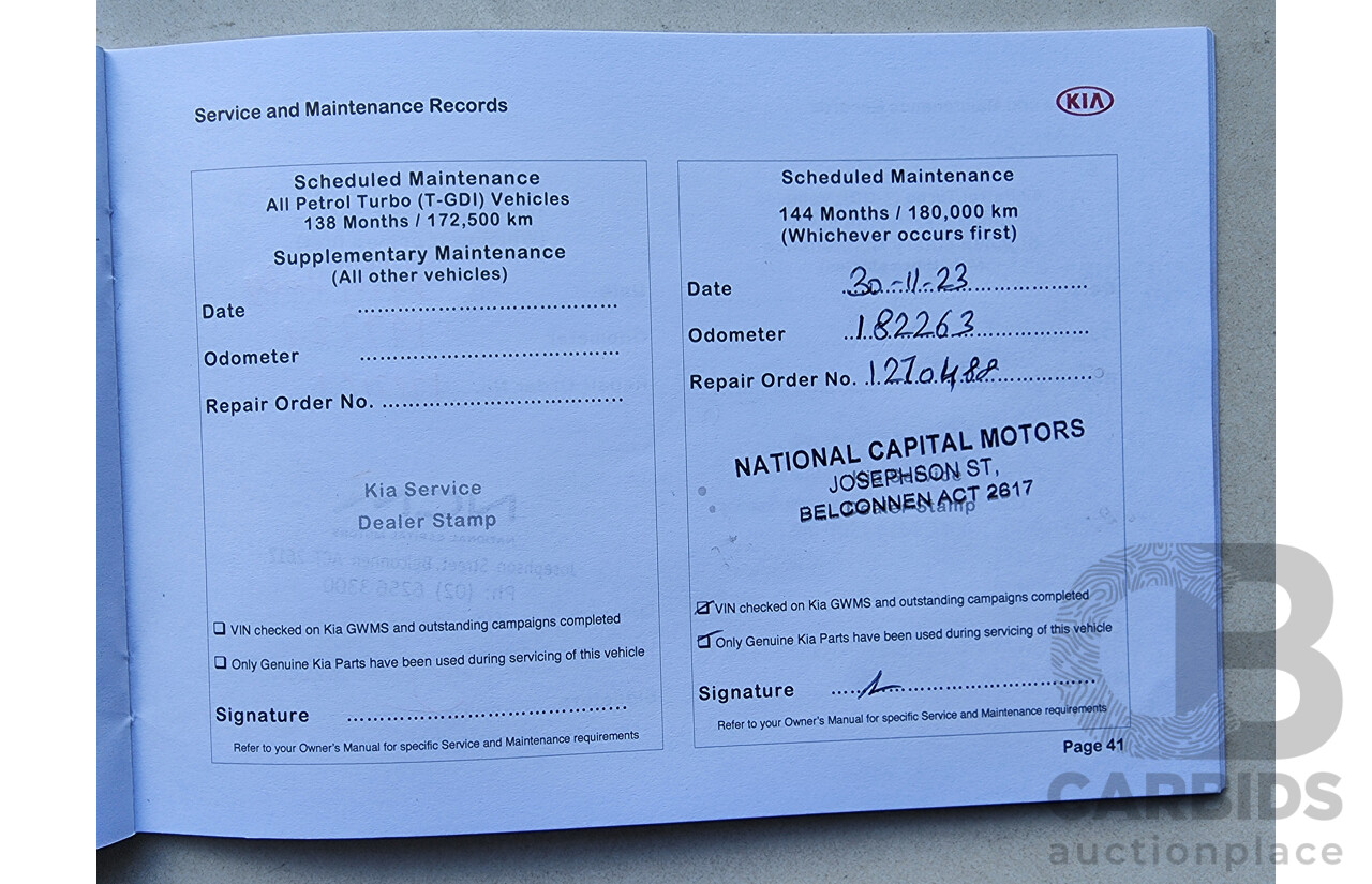 5/2015 Kia Carnival SLi YP MY15 4d Wagon White 2.2L