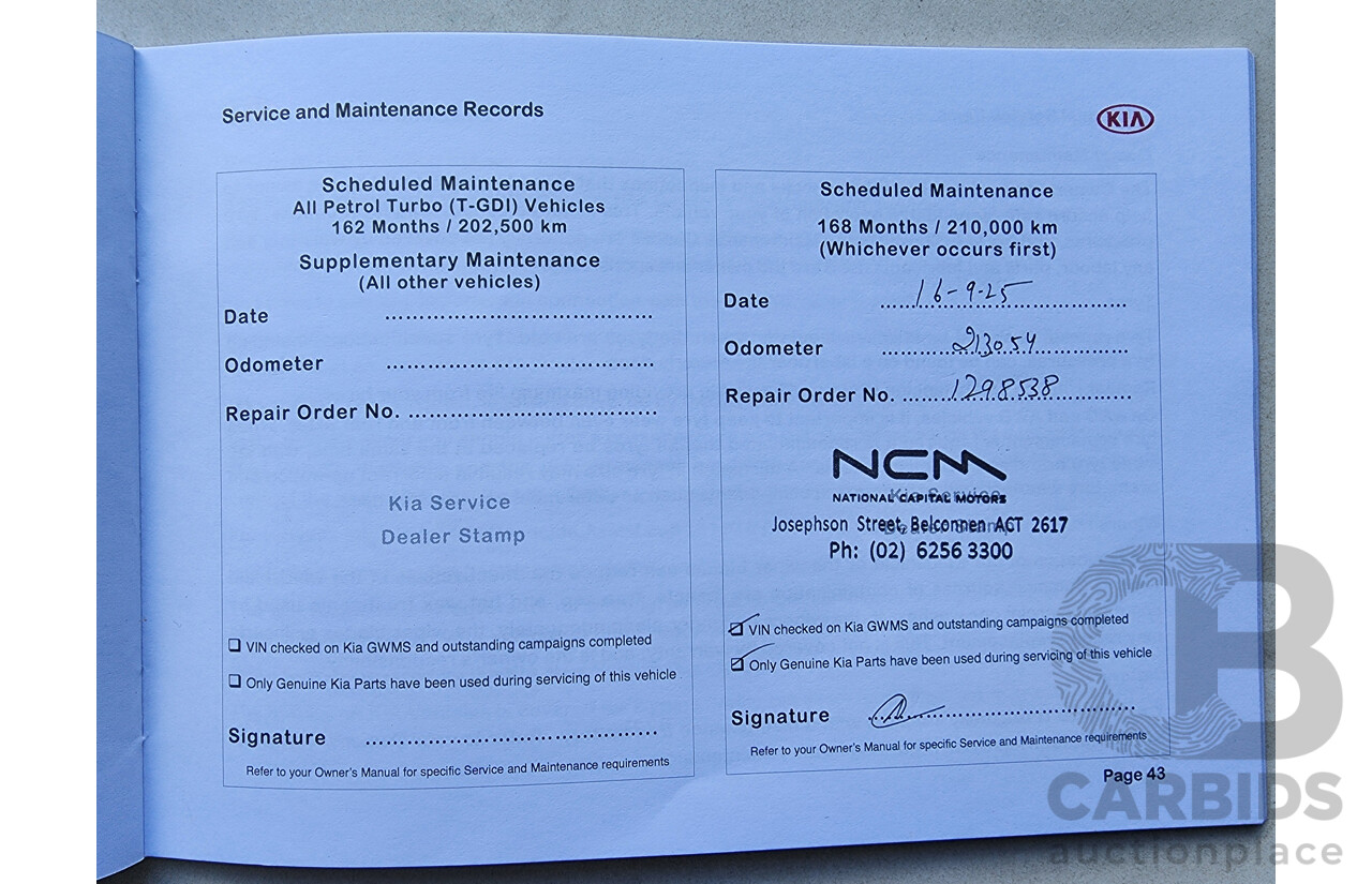 5/2015 Kia Carnival SLi YP MY15 4d Wagon White 2.2L