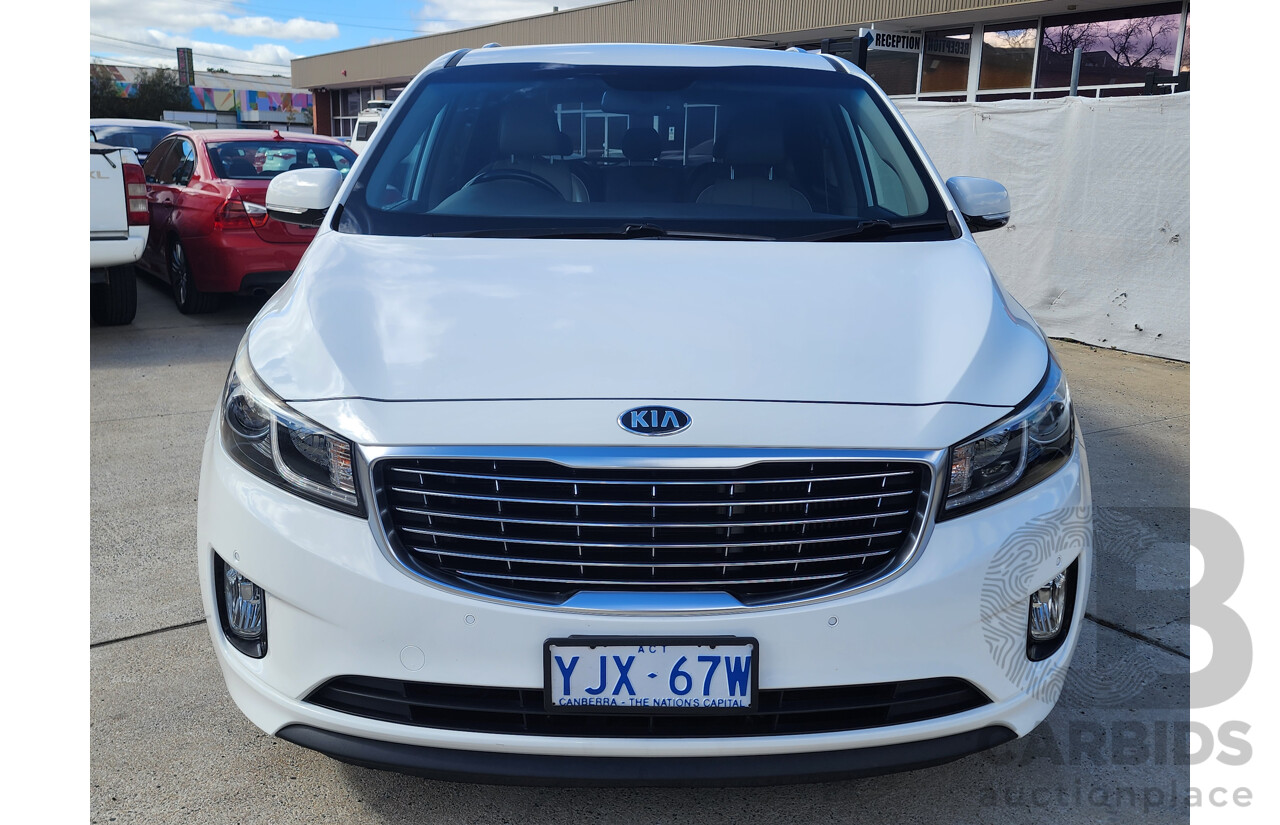 5/2015 Kia Carnival SLi YP MY15 4d Wagon White 2.2L