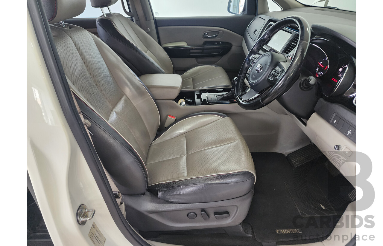 5/2015 Kia Carnival SLi YP MY15 4d Wagon White 2.2L