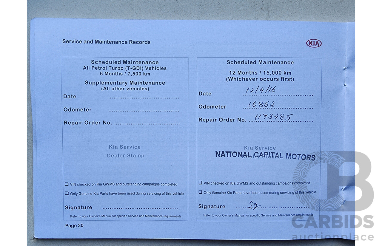 5/2015 Kia Carnival SLi YP MY15 4d Wagon White 2.2L