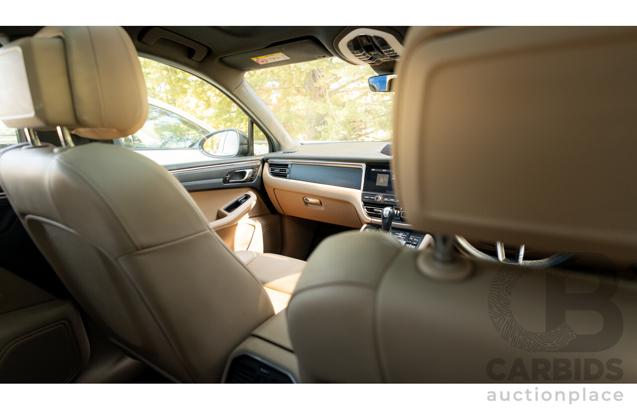 2/2021 Porsche Macan (AWD) 95B MY21 4D Wagon Volcano Grey Metallic Turbo 2.0L