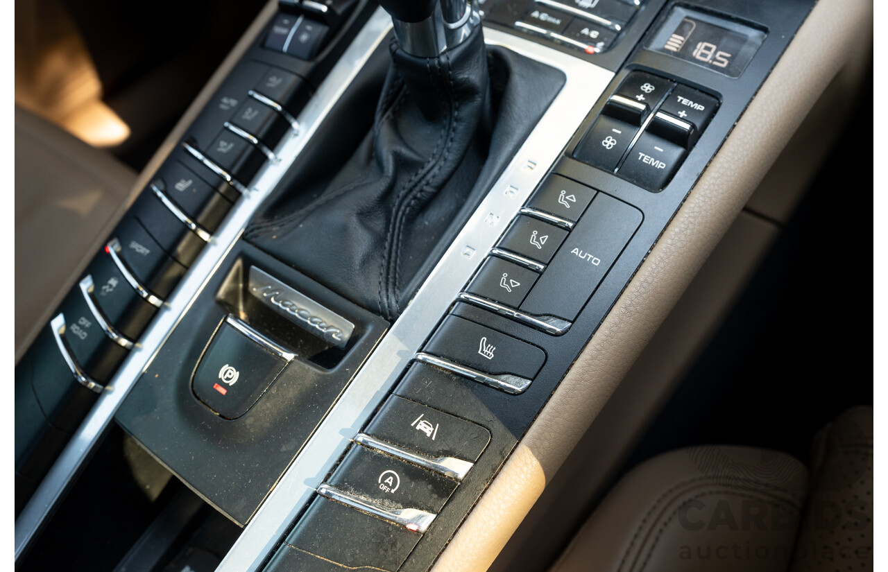 2/2021 Porsche Macan (AWD) 95B MY21 4D Wagon Volcano Grey Metallic Turbo 2.0L