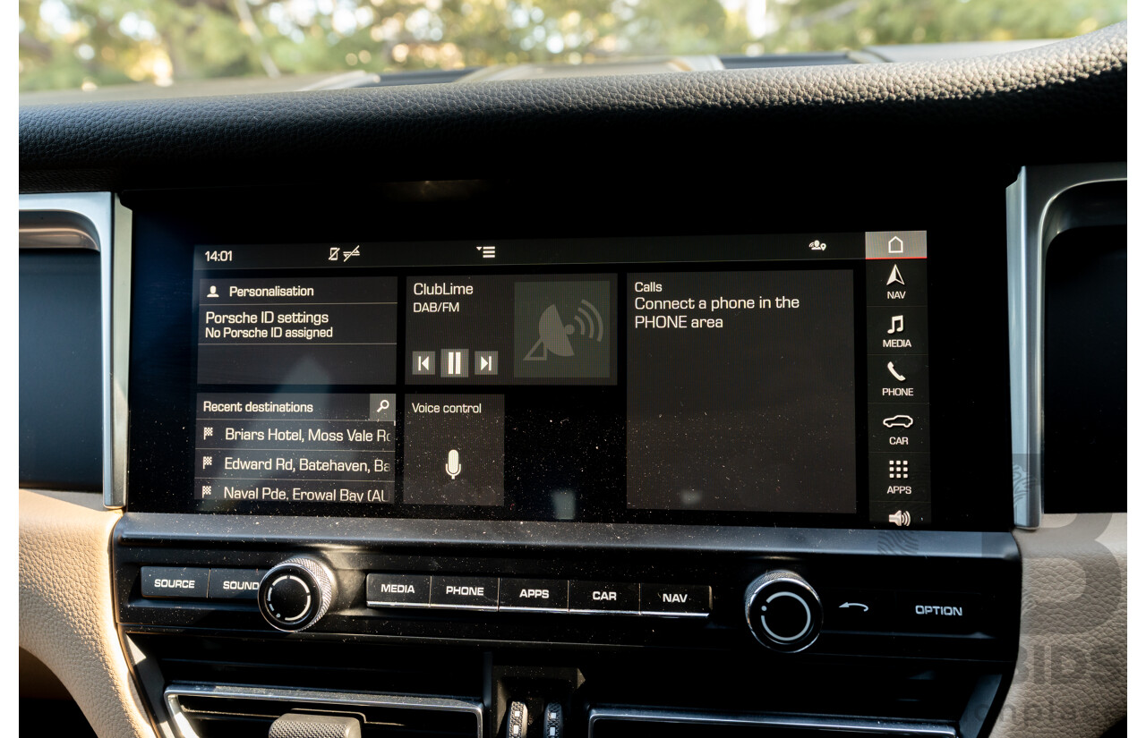 2/2021 Porsche Macan (AWD) 95B MY21 4D Wagon Volcano Grey Metallic Turbo 2.0L