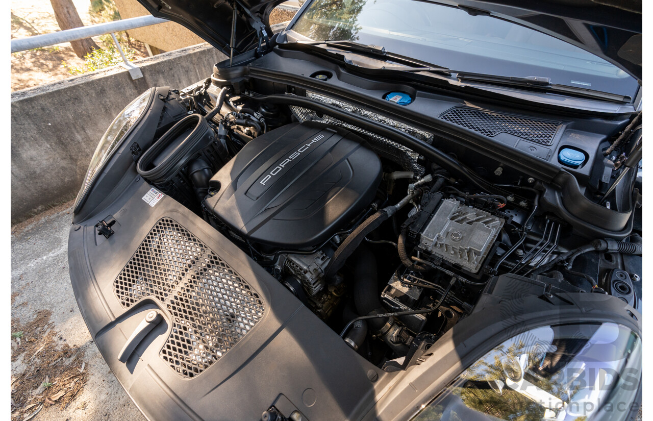 2/2021 Porsche Macan (AWD) 95B MY21 4D Wagon Volcano Grey Metallic Turbo 2.0L