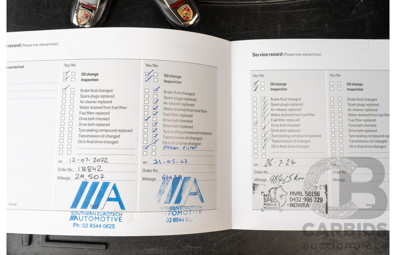 2/2021 Porsche Macan (AWD) 95B MY21 4D Wagon Volcano Grey Metallic Turbo 2.0L