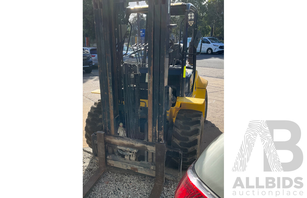 2022 Liftsmart LS-RT25-4 Diesel Forklift - Spare or Repair