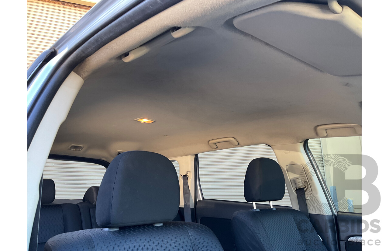 09/2013 Mitsubishi Outlander LS (4x2) FWD ZJ MY14 4D Wagon Silver 2.0L
