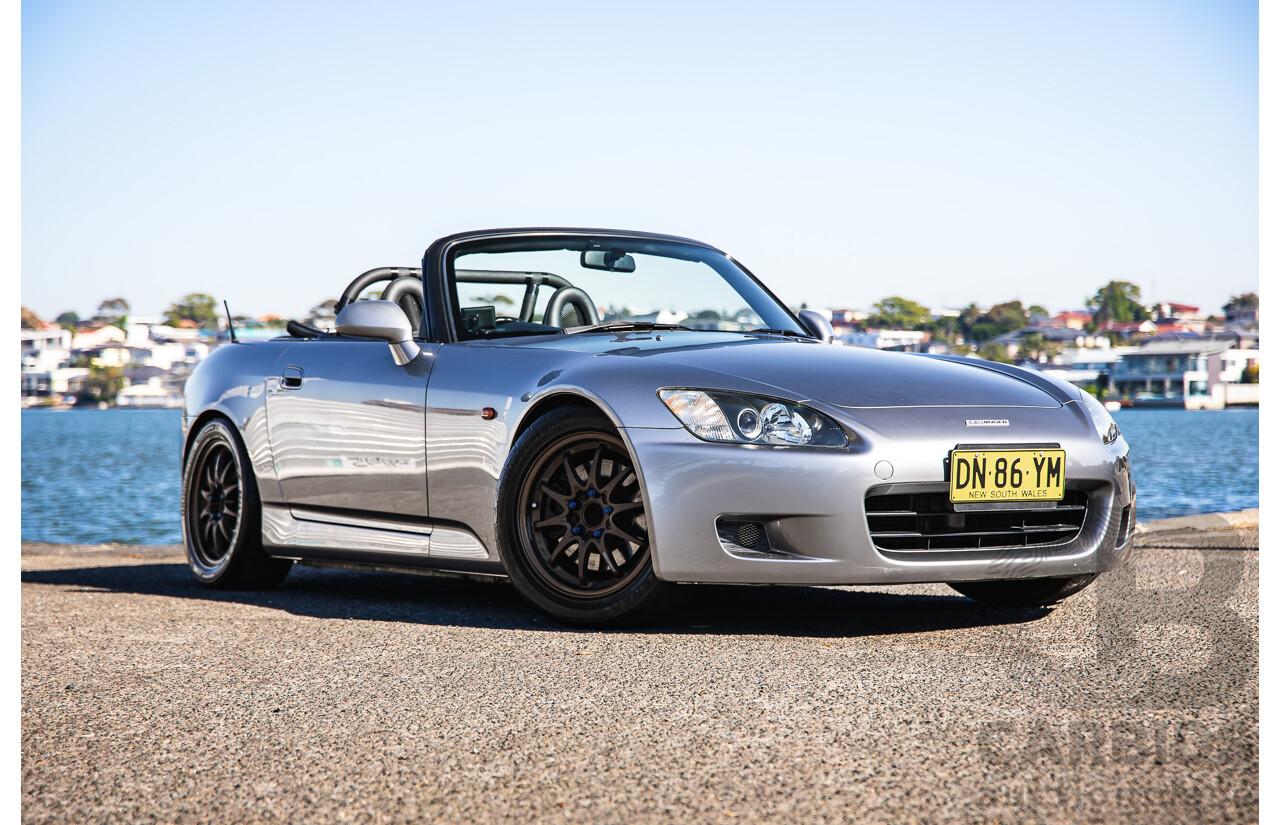 11/1999 Honda S2000 2d Convertible Silverstone Metallic 2.0L - Import