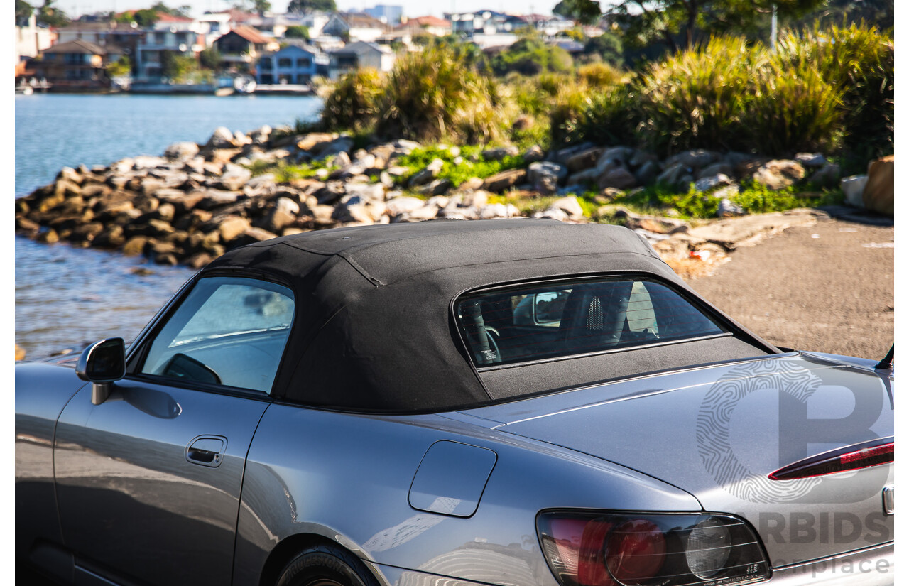 11/1999 Honda S2000 2d Convertible Silverstone Metallic 2.0L - Import