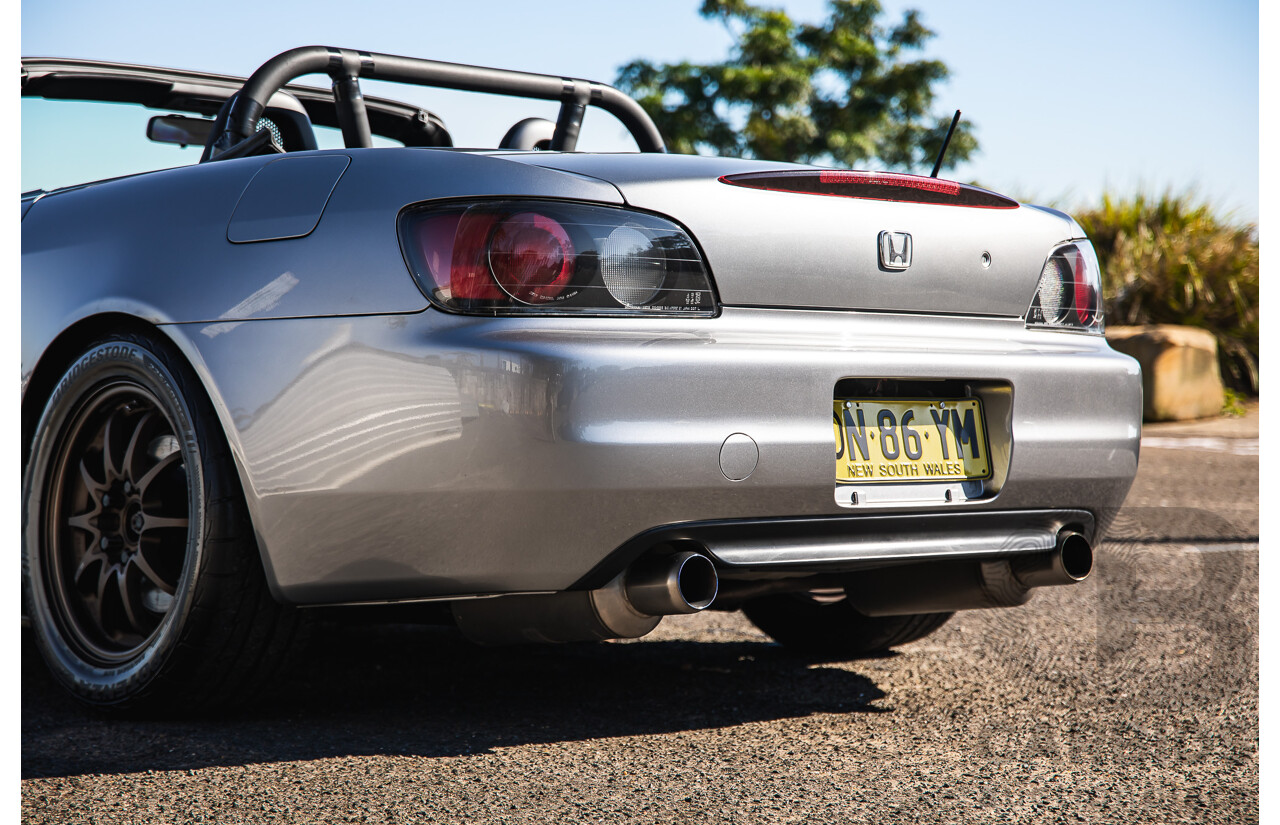 11/1999 Honda S2000 2d Convertible Silverstone Metallic 2.0L - Import