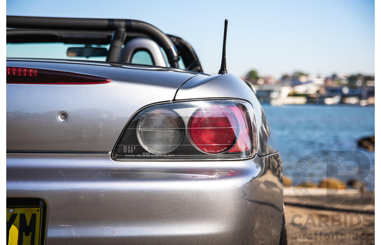 11/1999 Honda S2000 2d Convertible Silverstone Metallic 2.0L - Import