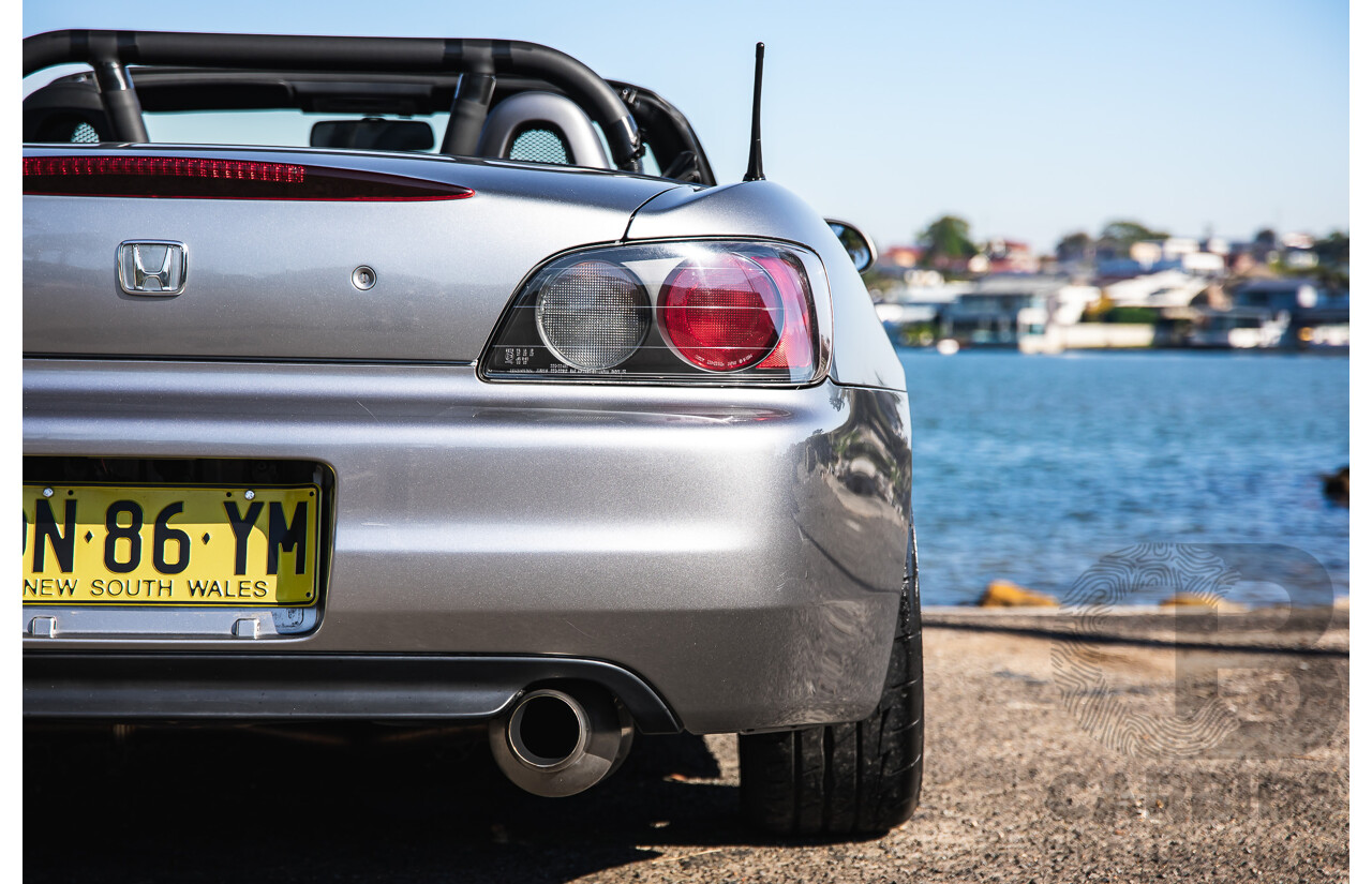 11/1999 Honda S2000 2d Convertible Silverstone Metallic 2.0L - Import
