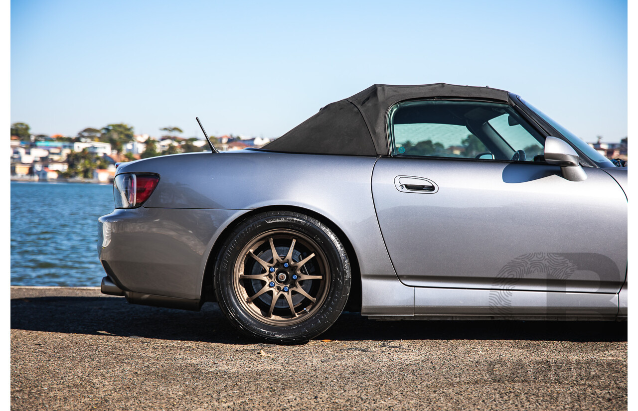11/1999 Honda S2000 2d Convertible Silverstone Metallic 2.0L - Import