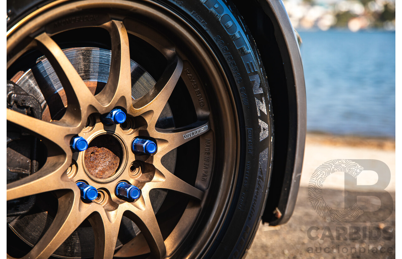 11/1999 Honda S2000 2d Convertible Silverstone Metallic 2.0L - Import