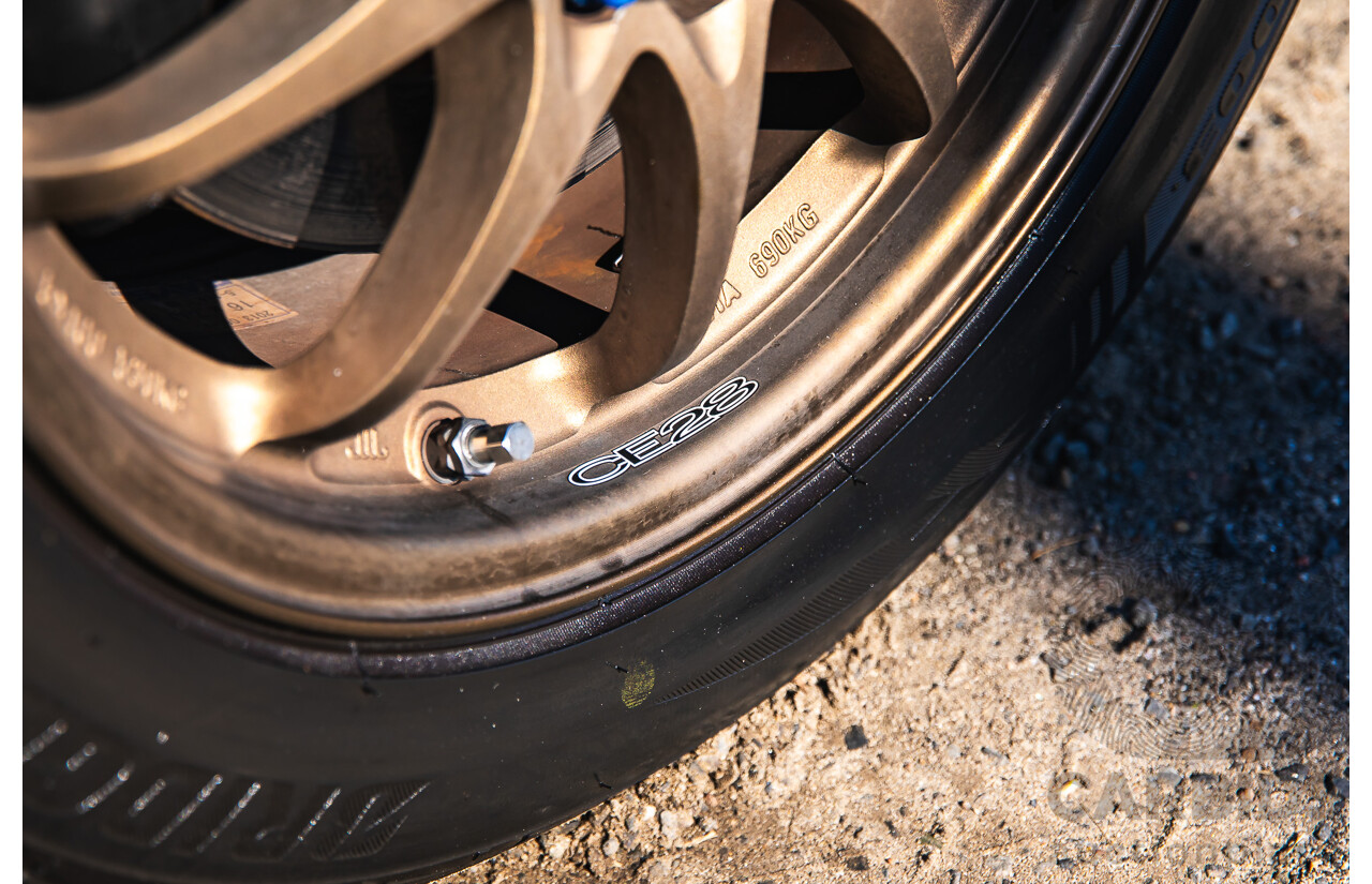 11/1999 Honda S2000 2d Convertible Silverstone Metallic 2.0L - Import