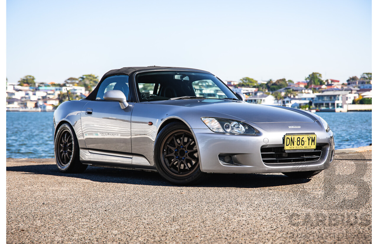 11/1999 Honda S2000 2d Convertible Silverstone Metallic 2.0L - Import