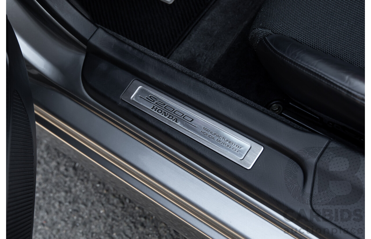 11/1999 Honda S2000 2d Convertible Silverstone Metallic 2.0L - Import