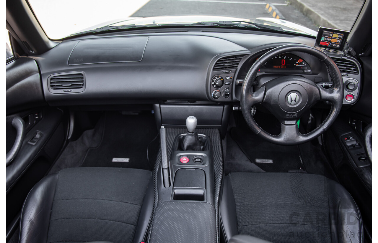 11/1999 Honda S2000 2d Convertible Silverstone Metallic 2.0L - Import