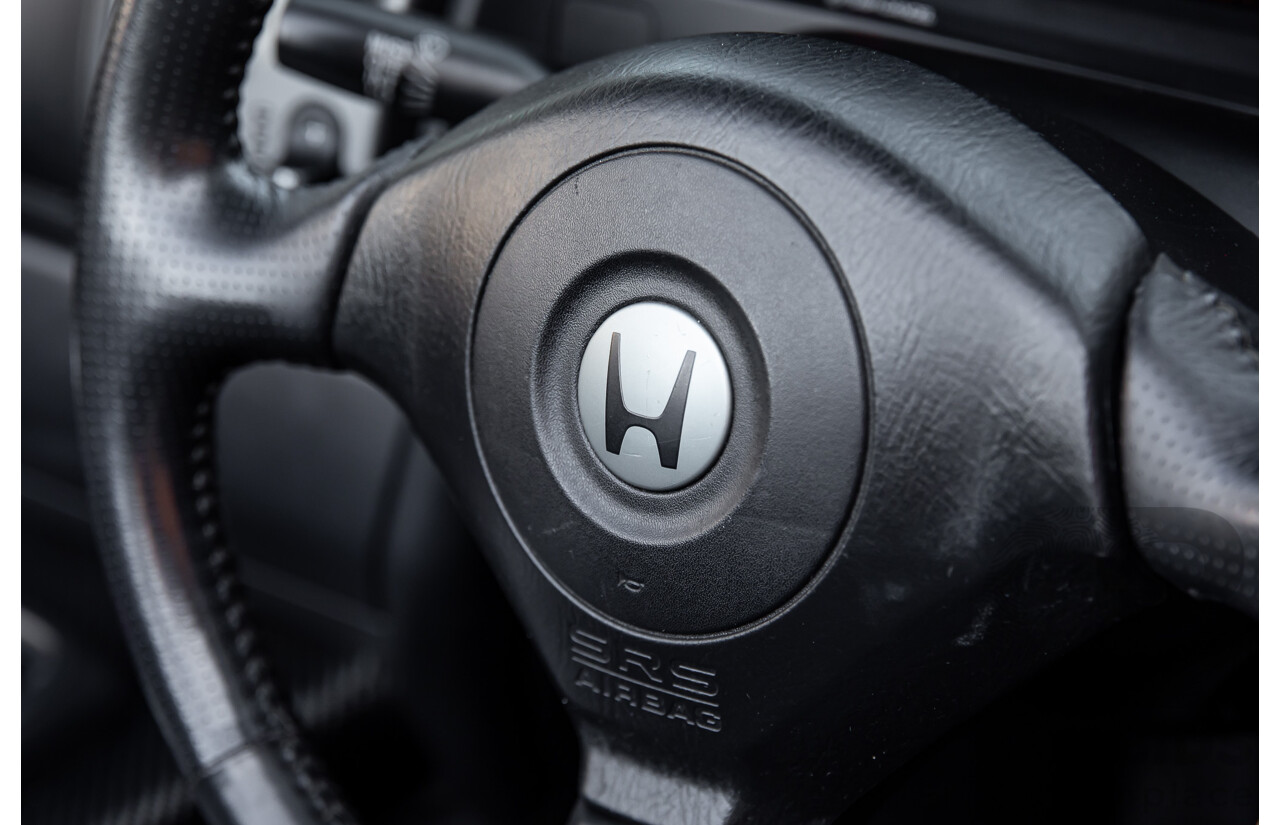 11/1999 Honda S2000 2d Convertible Silverstone Metallic 2.0L - Import