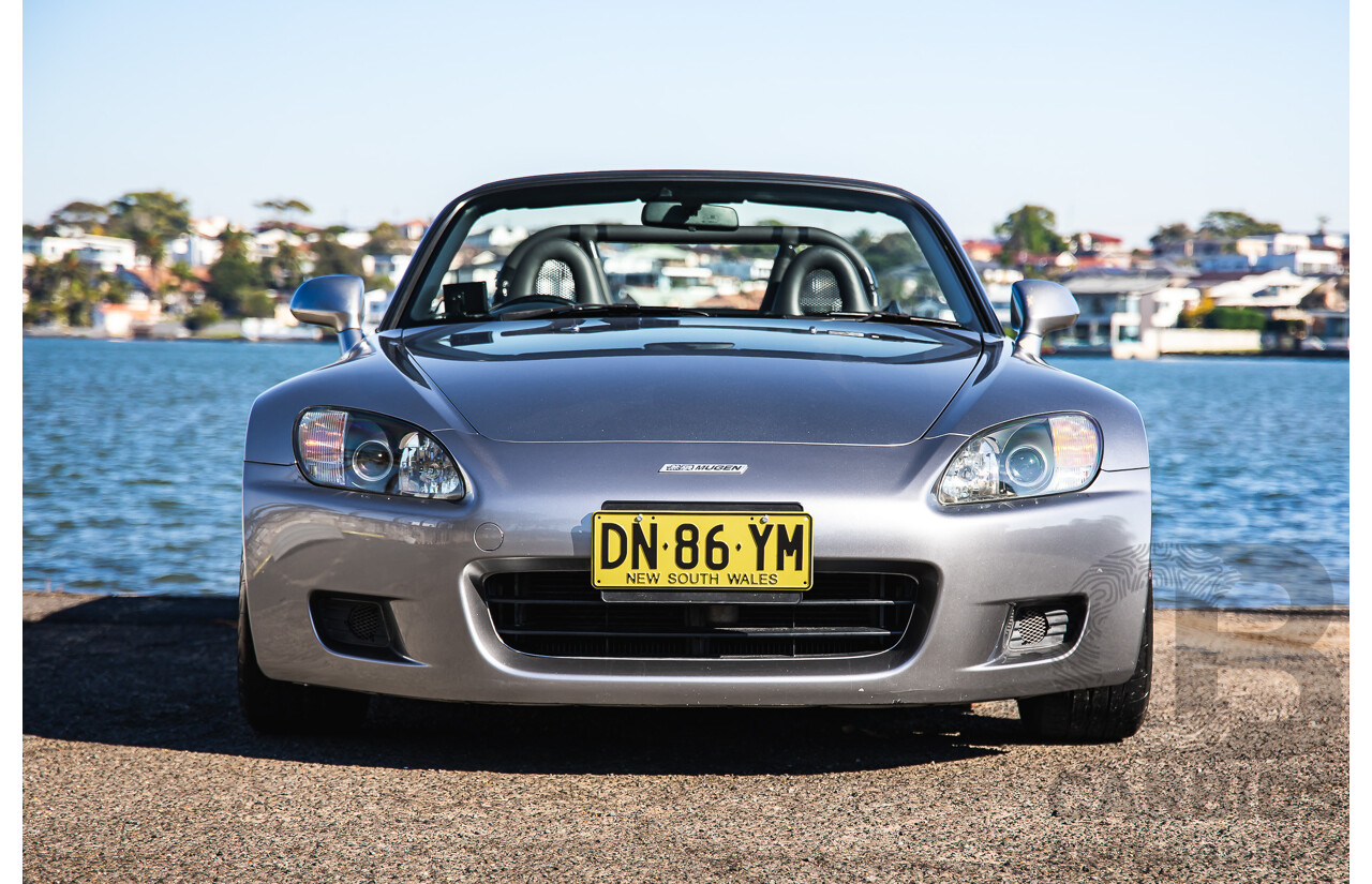 11/1999 Honda S2000 2d Convertible Silverstone Metallic 2.0L - Import