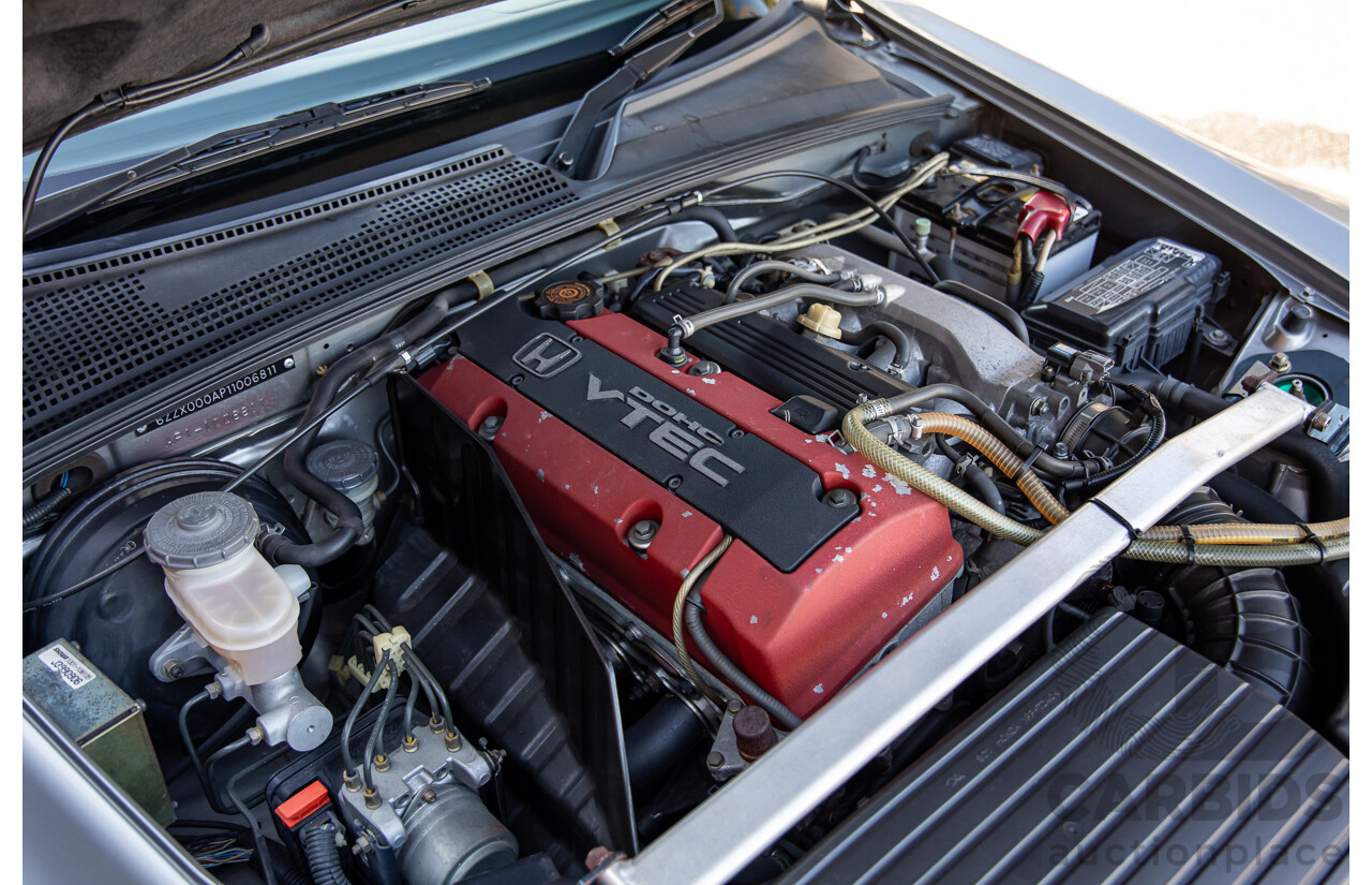 11/1999 Honda S2000 2d Convertible Silverstone Metallic 2.0L - Import