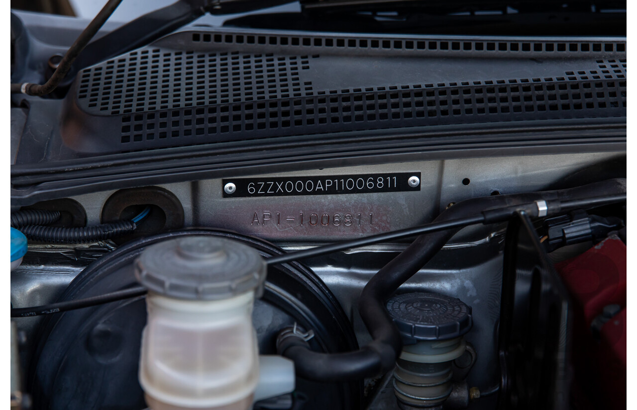 11/1999 Honda S2000 2d Convertible Silverstone Metallic 2.0L - Import