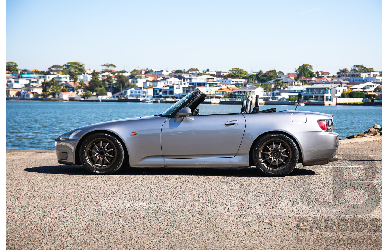 11/1999 Honda S2000 2d Convertible Silverstone Metallic 2.0L - Import