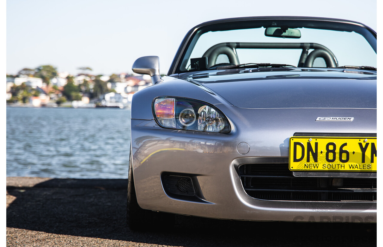 11/1999 Honda S2000 2d Convertible Silverstone Metallic 2.0L - Import
