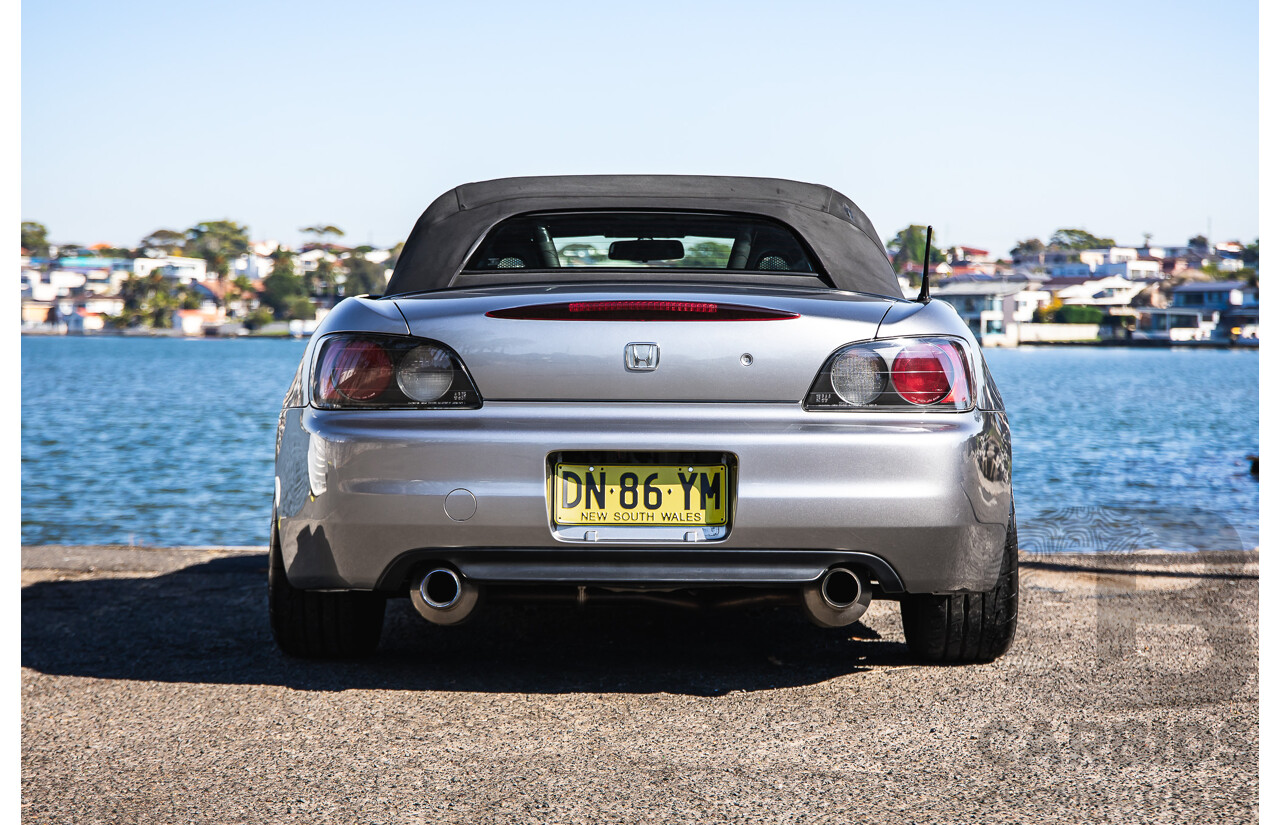 11/1999 Honda S2000 2d Convertible Silverstone Metallic 2.0L - Import