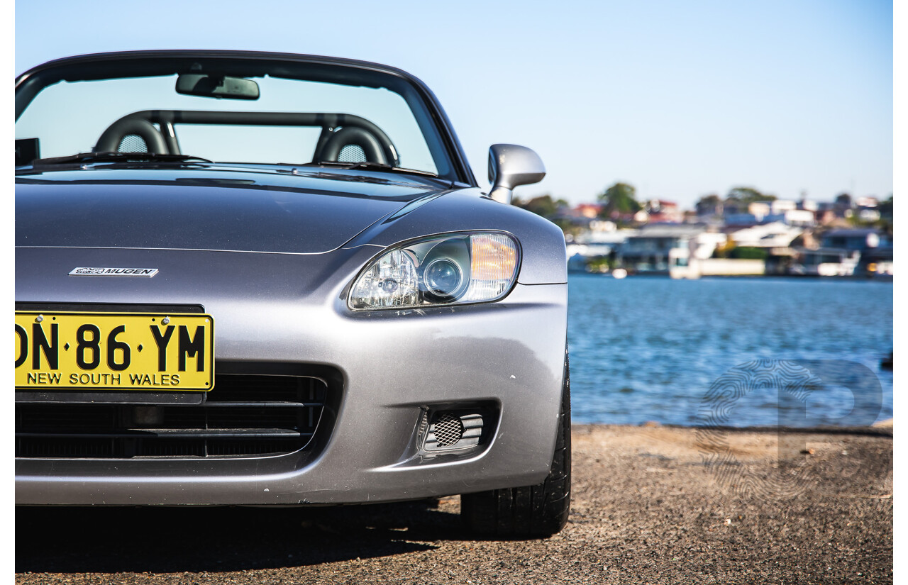 11/1999 Honda S2000 2d Convertible Silverstone Metallic 2.0L - Import
