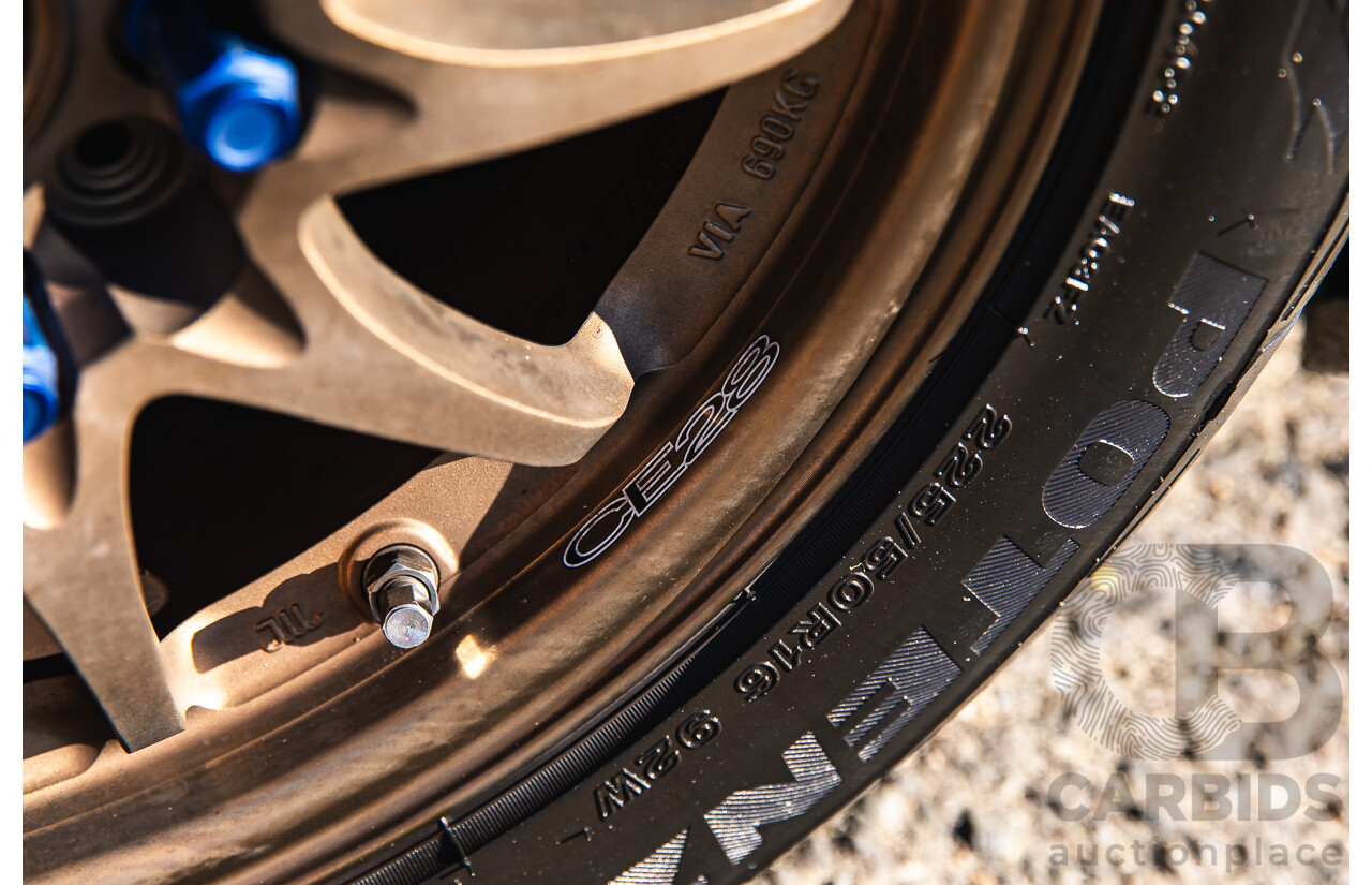 11/1999 Honda S2000 2d Convertible Silverstone Metallic 2.0L - Import