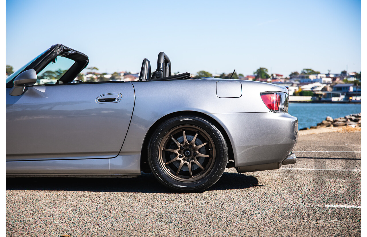 11/1999 Honda S2000 2d Convertible Silverstone Metallic 2.0L - Import