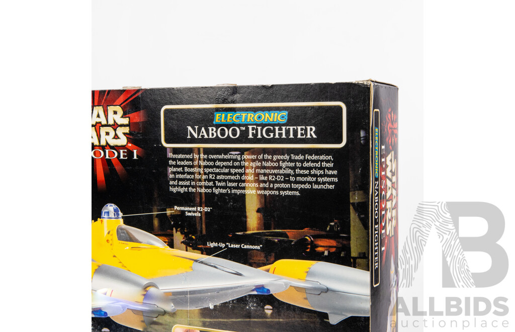 Boxed Star Wars Electronic Naboo Fighter by Hasbro Toys