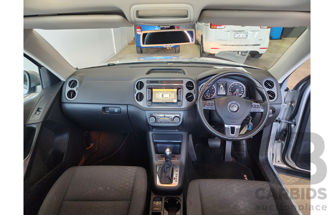 7/2013 Volkswagen Tiguan 132 TSI 5NC MY14 4d Wagon Silver 2.0L