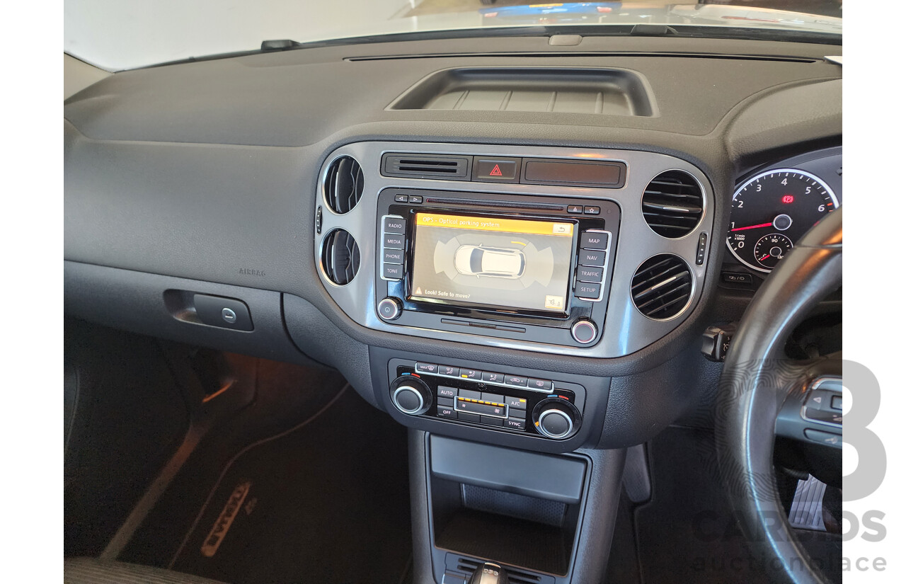 7/2013 Volkswagen Tiguan 132 TSI 5NC MY14 4d Wagon Silver 2.0L