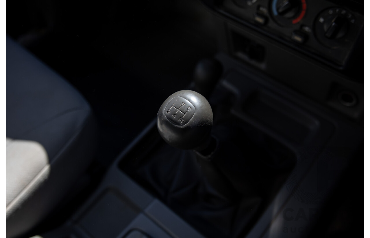 07/2015 Nissan Patrol DX (4x4) 4x4 MY14 Leaf C/Chas White Turbo Diesel 3.0L