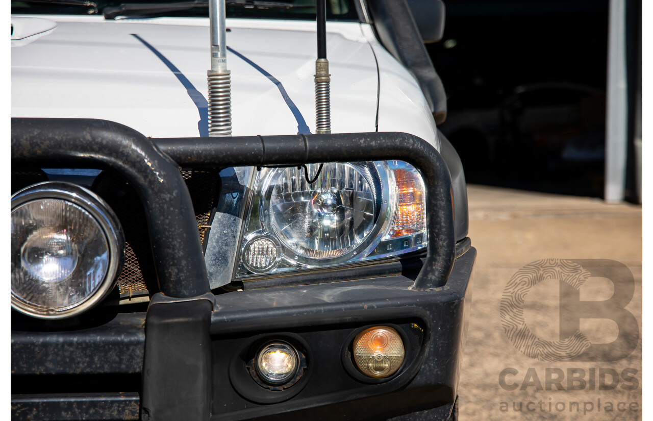 07/2015 Nissan Patrol DX (4x4) 4x4 MY14 Leaf C/Chas White Turbo Diesel 3.0L