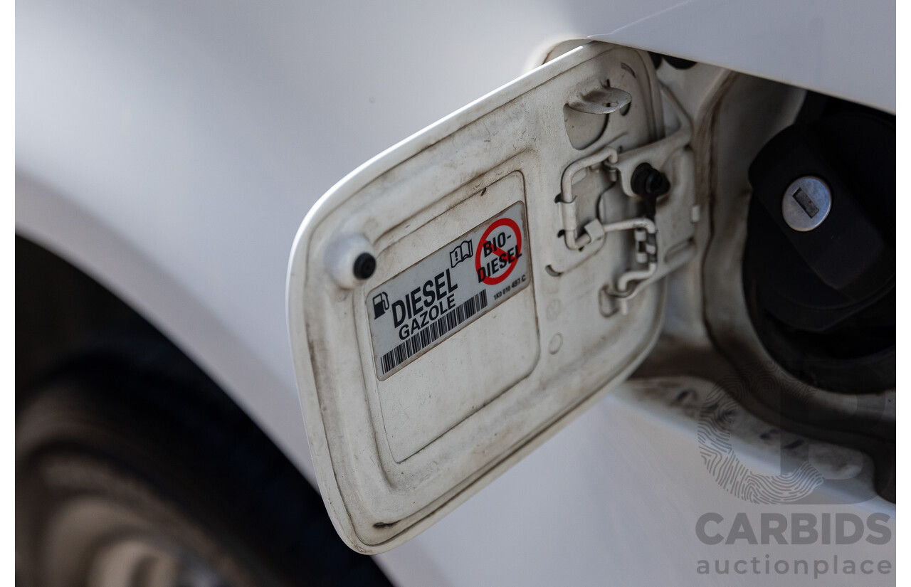 6/2011 Volkswagen Caddy Maxi TDI250 2K MY11 5d Van White Turbo Diesel 1.6L