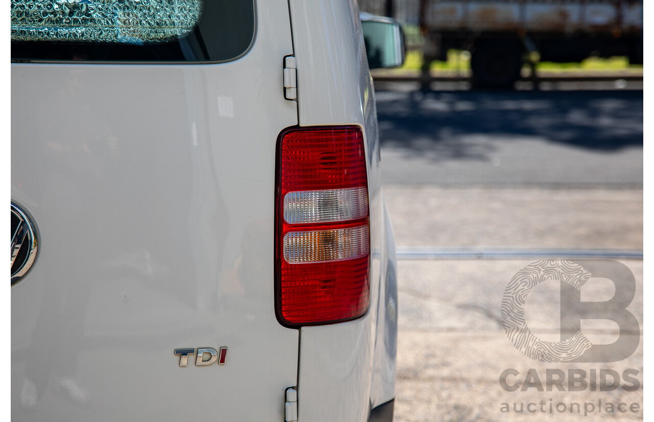 6/2011 Volkswagen Caddy Maxi TDI250 2K MY11 5d Van White Turbo Diesel 1.6L