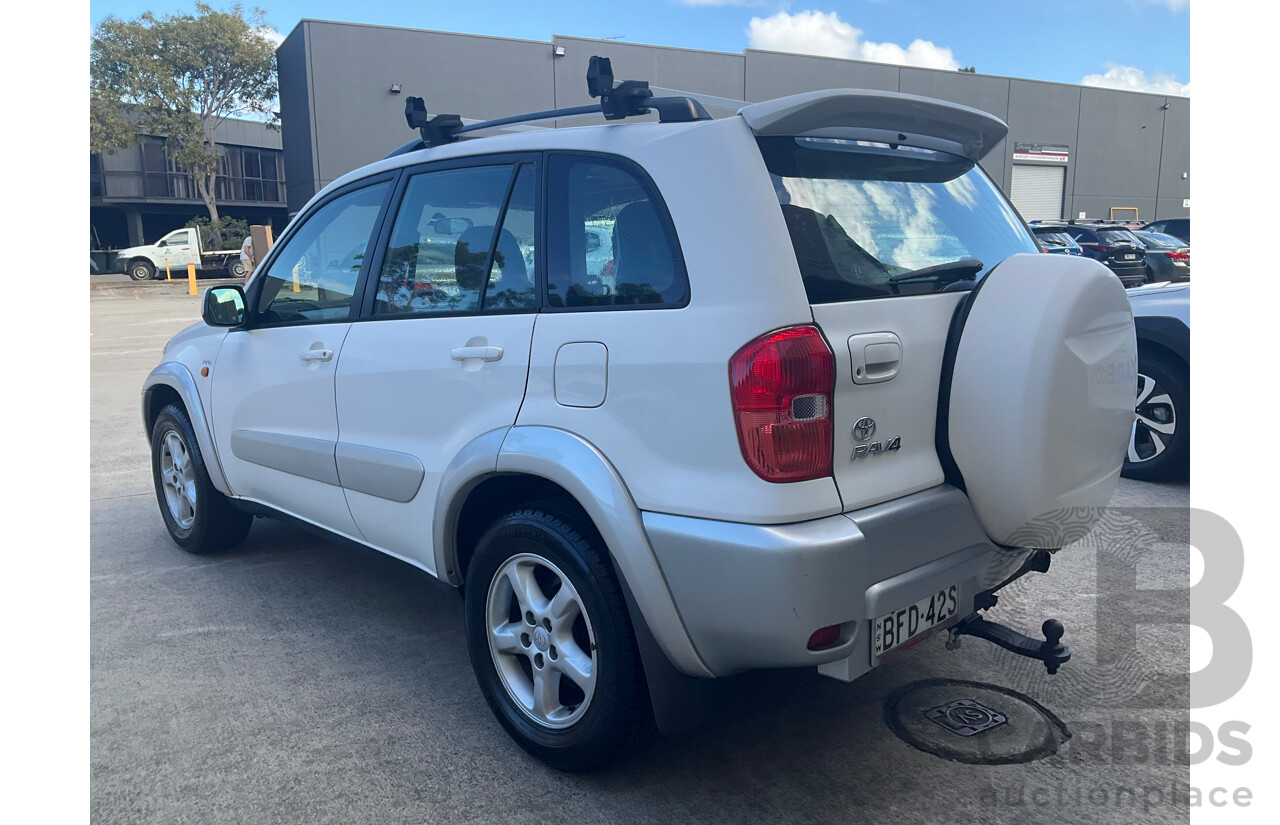 1/2002 Toyota Rav4 Cruiser (4x4) ACA20R 2d Wagon White 2.0L