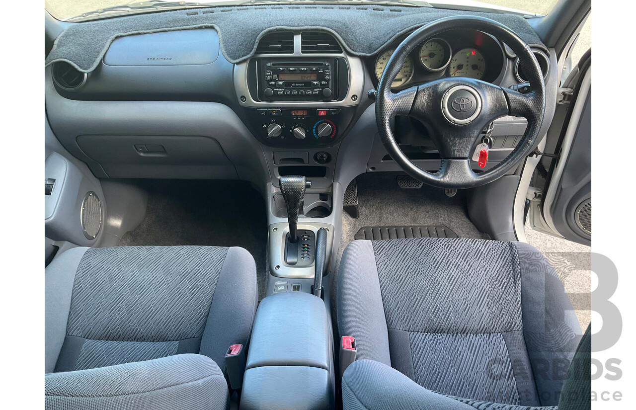 1/2002 Toyota Rav4 Cruiser (4x4) ACA20R 2d Wagon White 2.0L