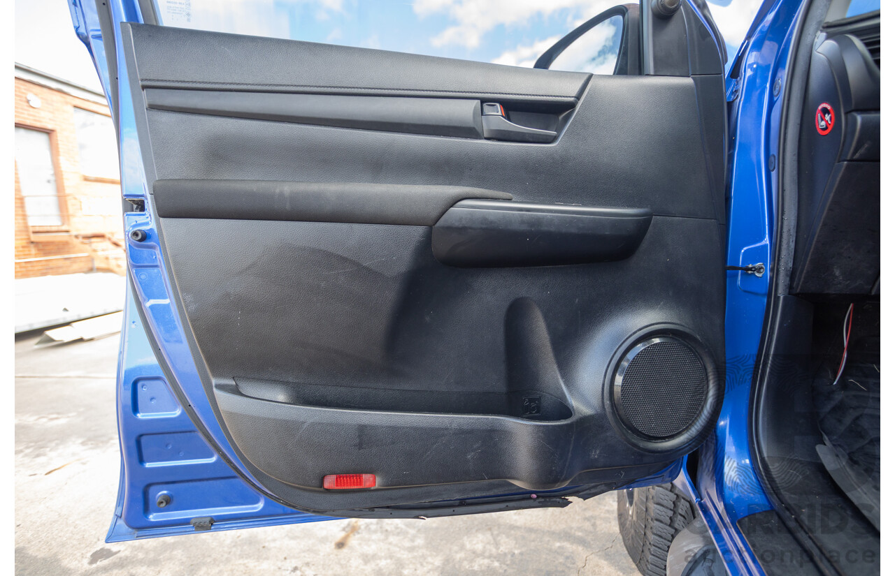 7/2015 Toyota Hilux Workmate (4x4) GUN125R Dual Cab Utility Nebula Blue Turbo Diesel 2.4L