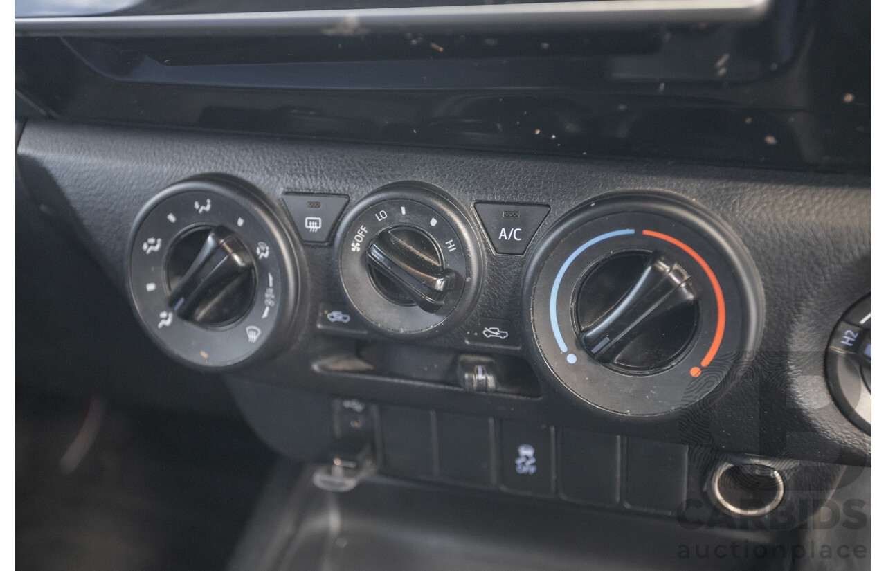 7/2015 Toyota Hilux Workmate (4x4) GUN125R Dual Cab Utility Nebula Blue Turbo Diesel 2.4L