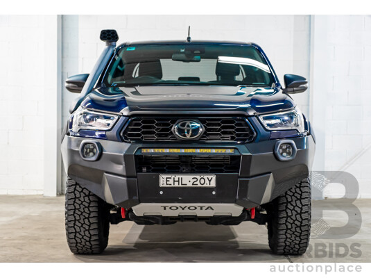 1661425 · 09/2020 Toyota Hilux RUGGED X (4x4) GUN126R Facelift 4d Double Cab P/Up Nebula Blue Turbo Diesel 2.8L